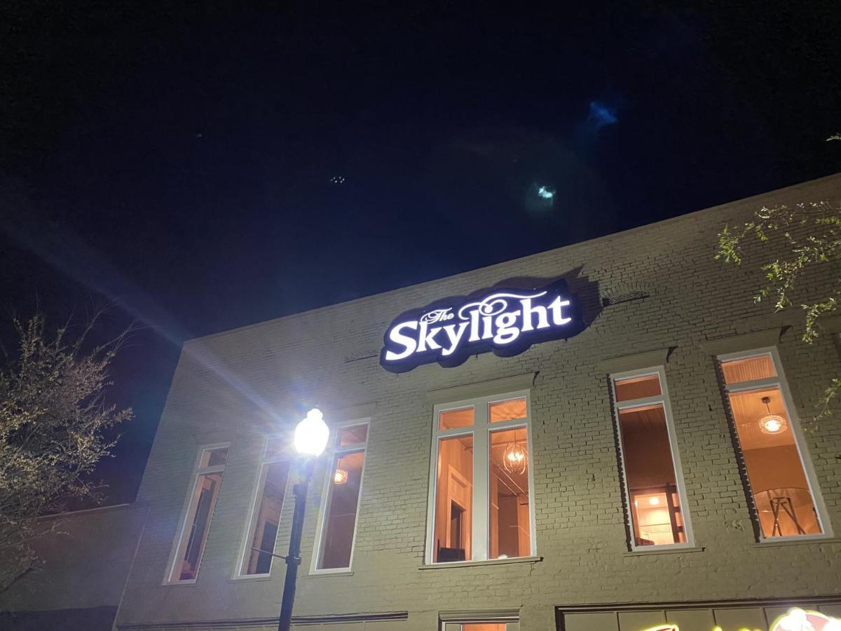 The Skylight Hotel Greenville Exteriör bild