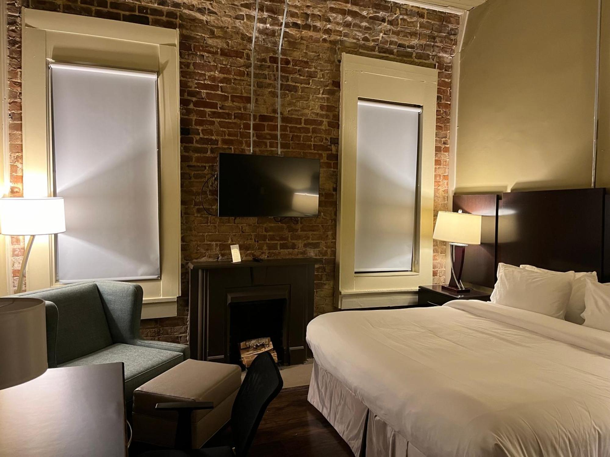 The Skylight Hotel Greenville Exteriör bild